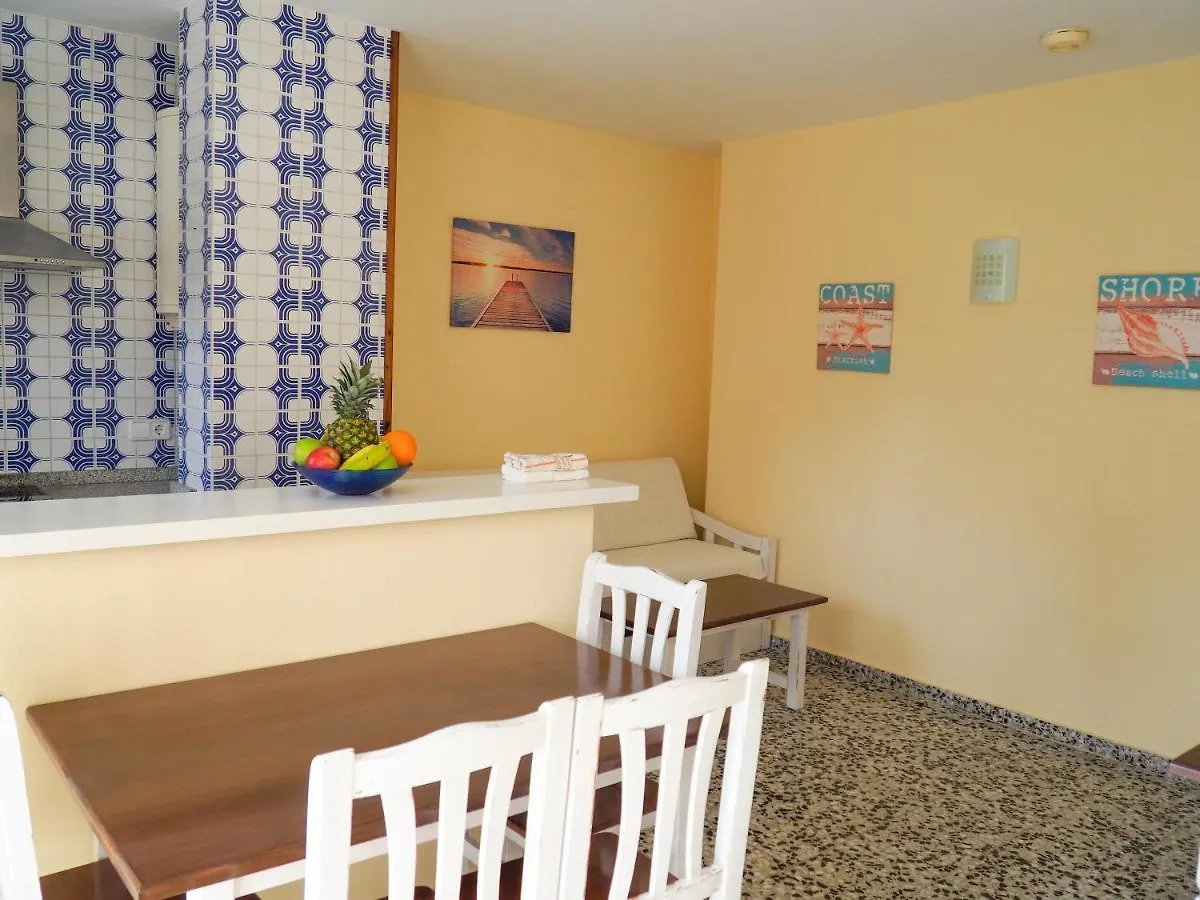 Apartamentos Cala Llonga Cala Llonga
