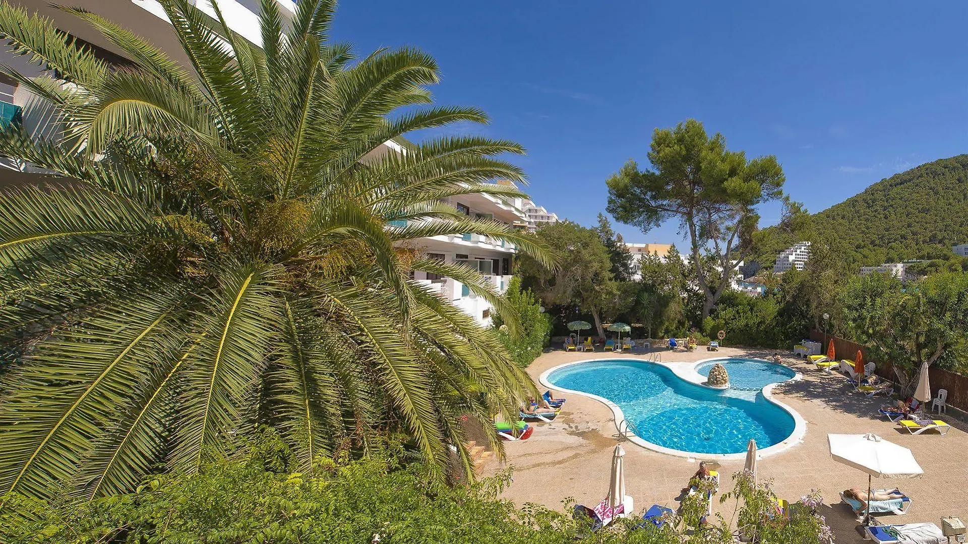 Apartamentos Cala Llonga Cala Llonga  Espanha