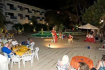 Apartamentos Cala Llonga Cala Llonga  Apartment Cala Llonga (Ibiza)
