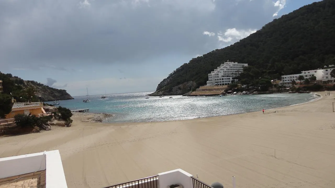 Apartamentos Cala Llonga Cala Llonga