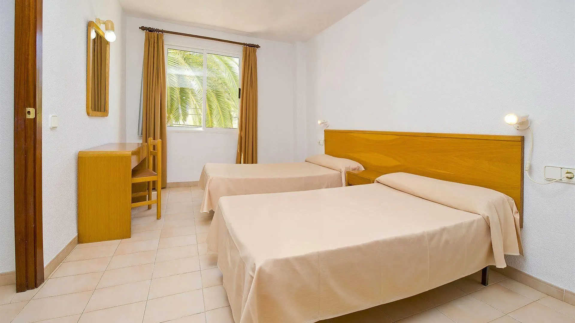 Apartment Apartamentos Cala Llonga Cala Llonga