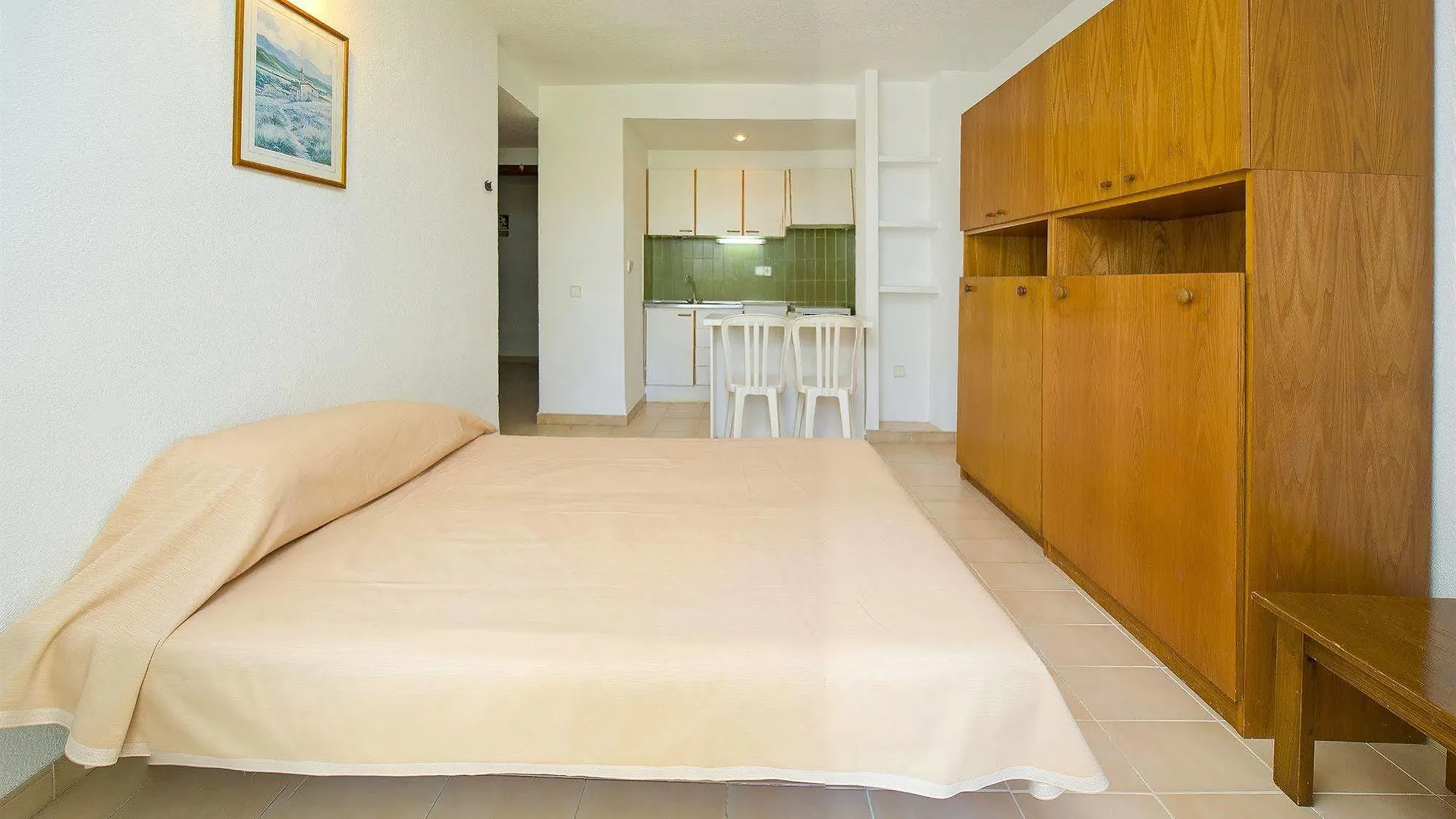 Apartamentos Cala Llonga Cala Llonga  0*, Cala Llonga (Ibiza)