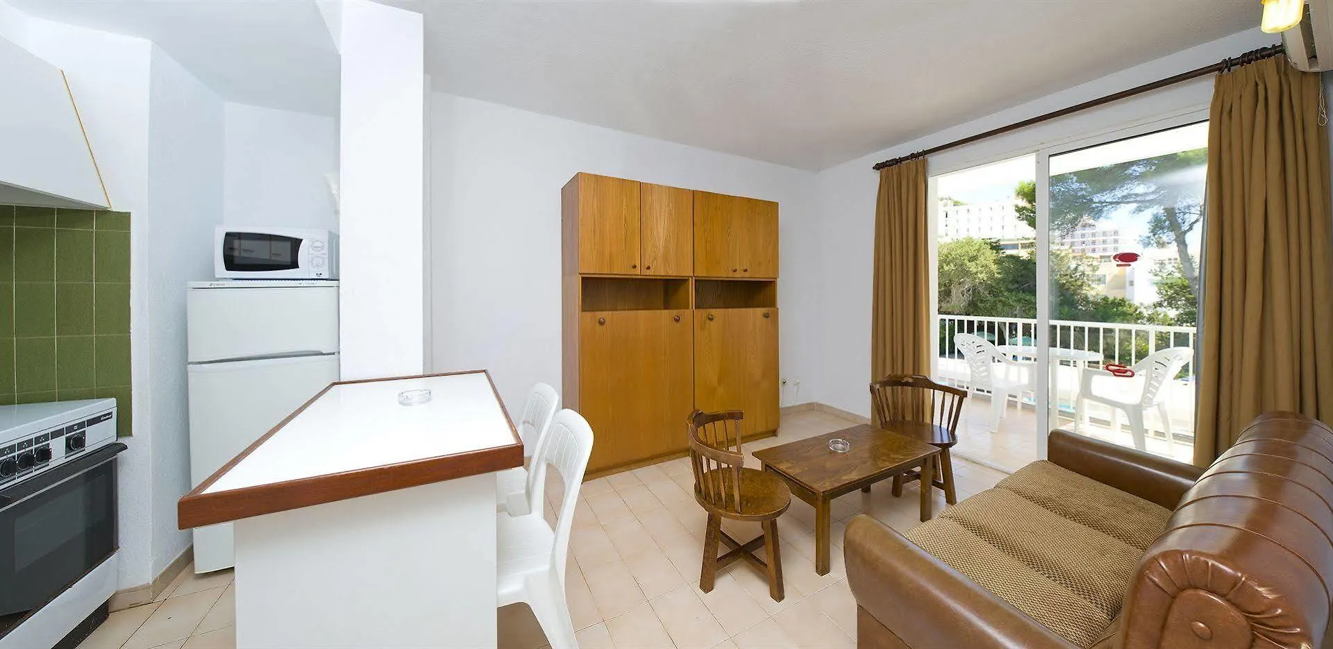 Apartamentos Cala Llonga Cala Llonga  Apartment